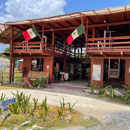 Eco Cabanas Bluekay Hotel Mahahual Exterior foto